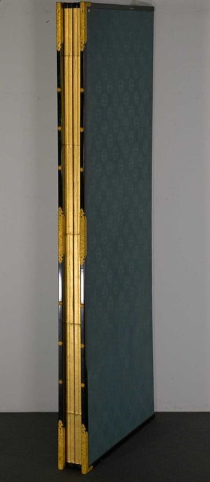 Biombo Japonês com folha de ouro em seda