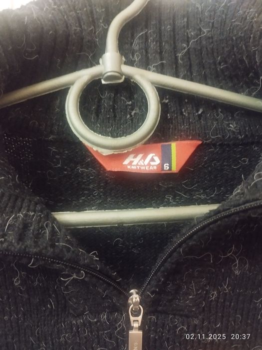 Дитячий теплий светр на 5-6років