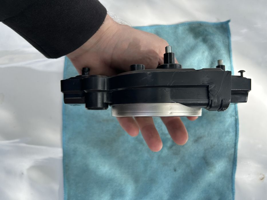 Продам панель приборов yamaha yzf-r1 2004-2006 rn12