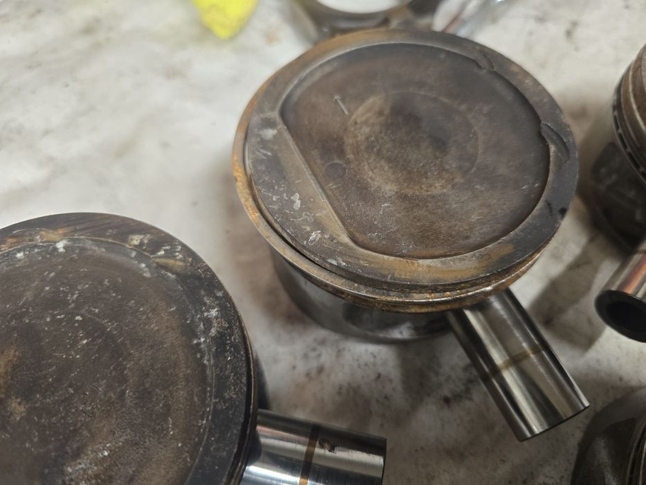 Tłoki C40SE Irmscher Evo 500 4.0 24V