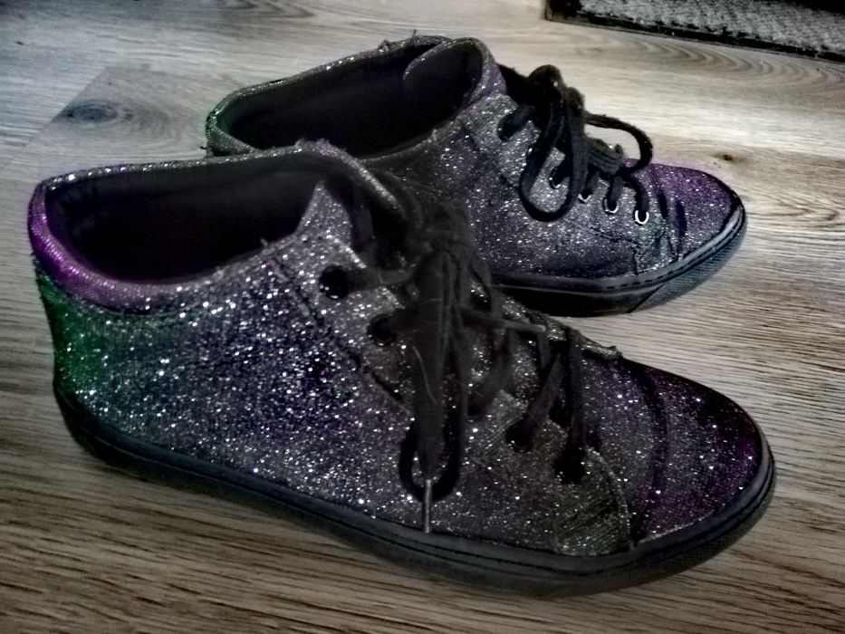 Buty sportowe kameleony 37,5