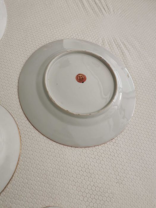 Vários pratos  decorativos (China e Macau)