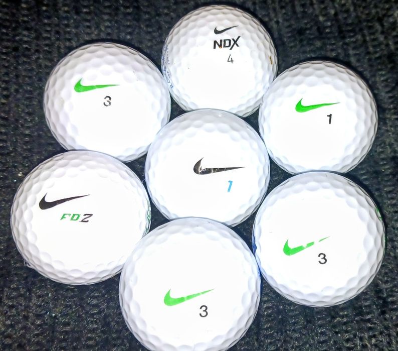 Bolas nike 0,50€. como novas