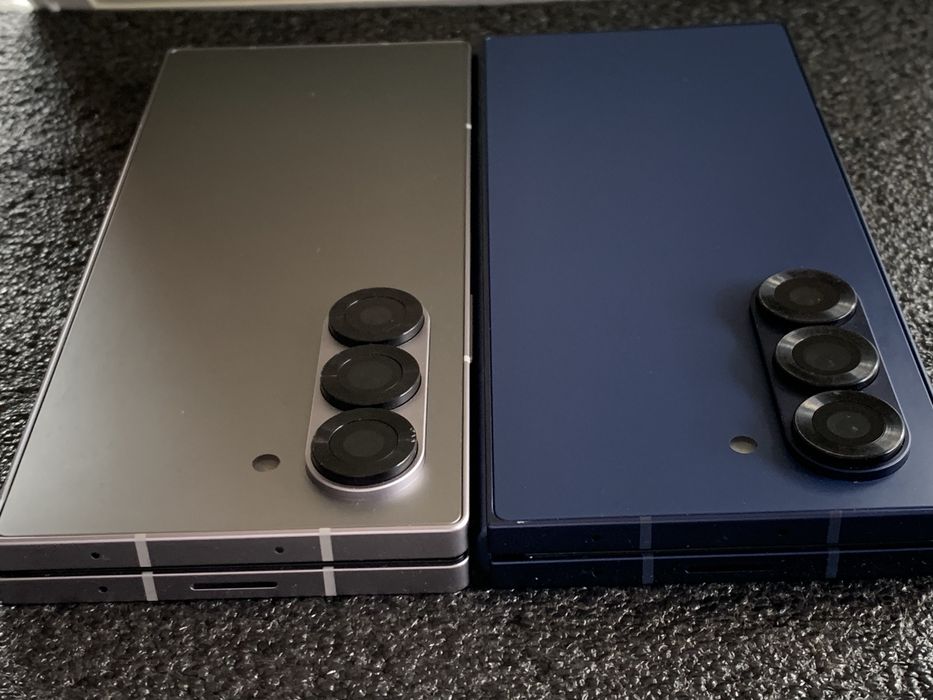 Макет-муляж Samsung Galaxy Z Fold 6