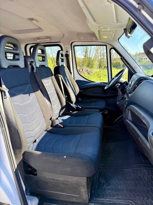 IVECO Daily 35 S14 Cabine Dupla, 7 lugares, AC, 2019, 110.000 Km
