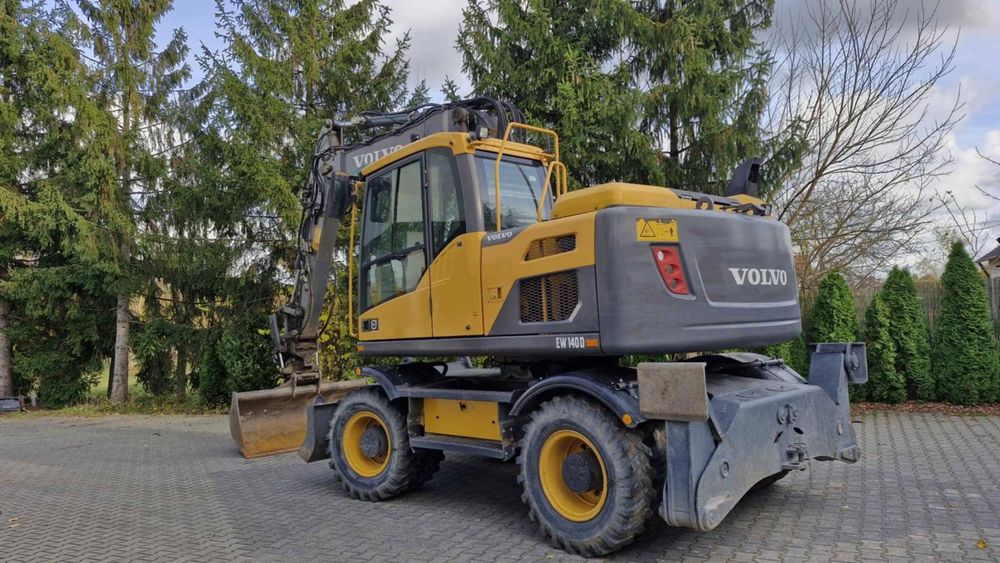 koparka volvo EW 140D 2016R Rototil płóg podpory 3-łyżki