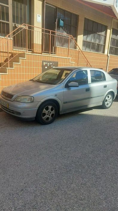 Opel Astra 1.4 — 1999 | Para reparar ou peças foto 3