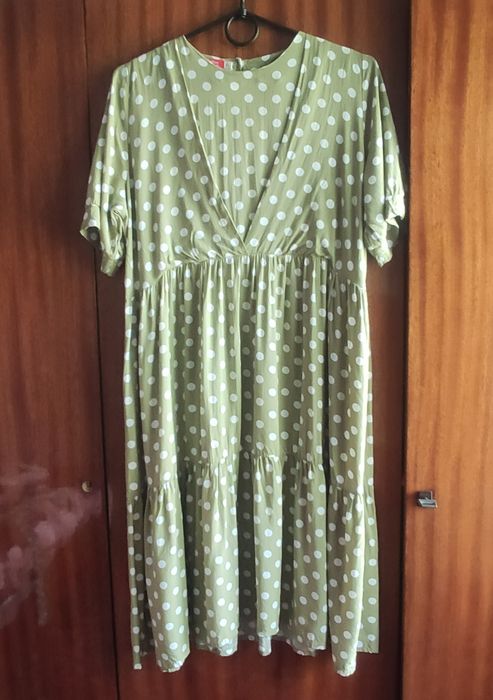 Сукня для вагітних та годуючих мам