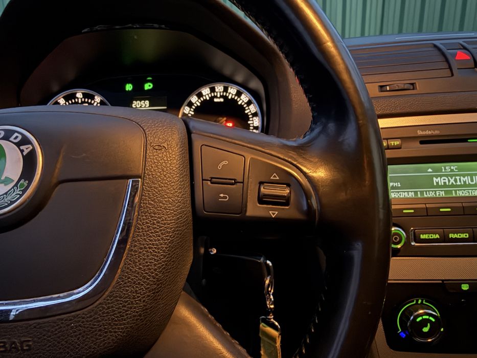 Продам Skoda Octavia 1.8