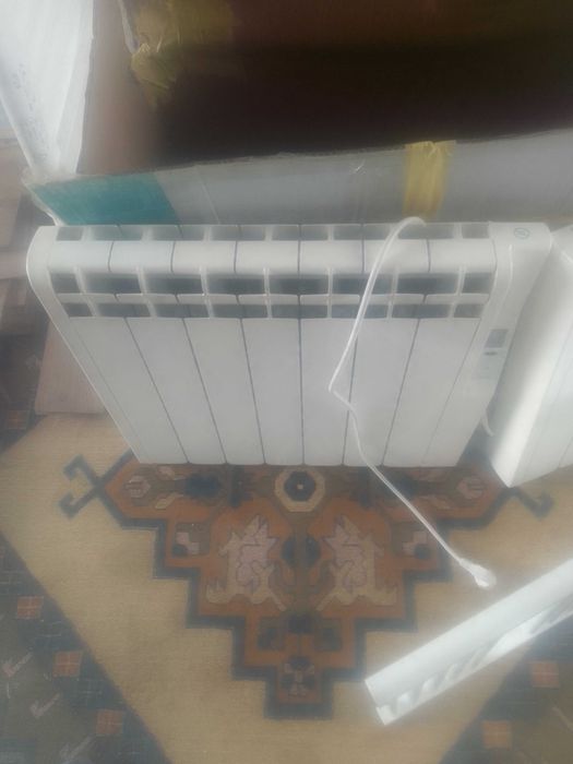 Radiador elétrico digital com pré-programação Kyros