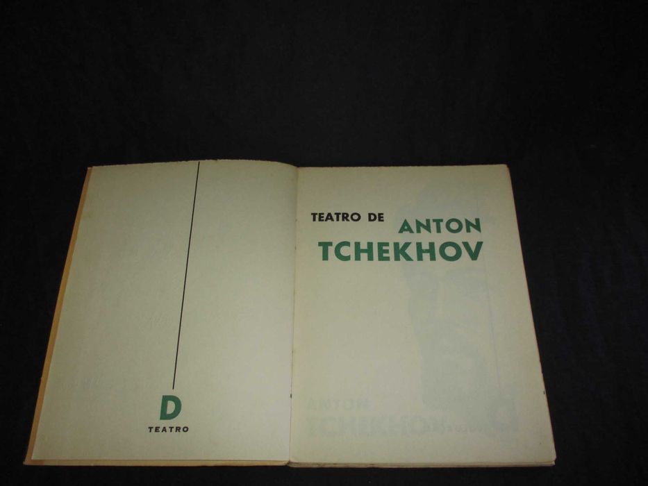 Livro Anton Tchekhov 2 peças em 1 acto Divulgação