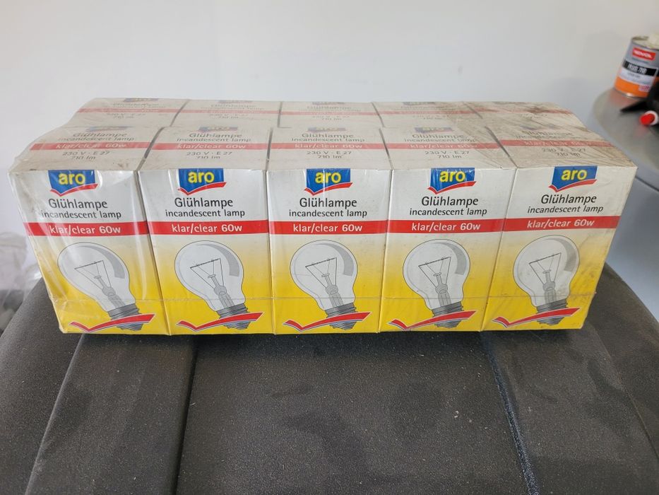 Żarówki 60w 10 sztuk aro