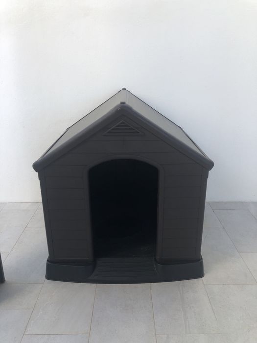 Casota de cão KETER CASTANHA 99X95X99CM