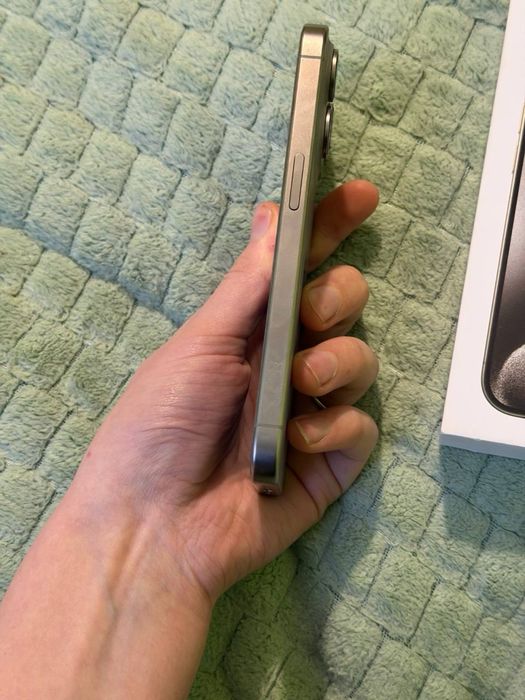 np. iPhone 15 Pro 256GB