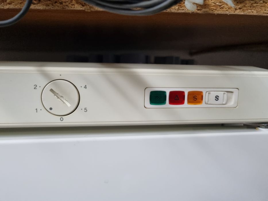 Zamrazarka wys 162 szer  60 cm