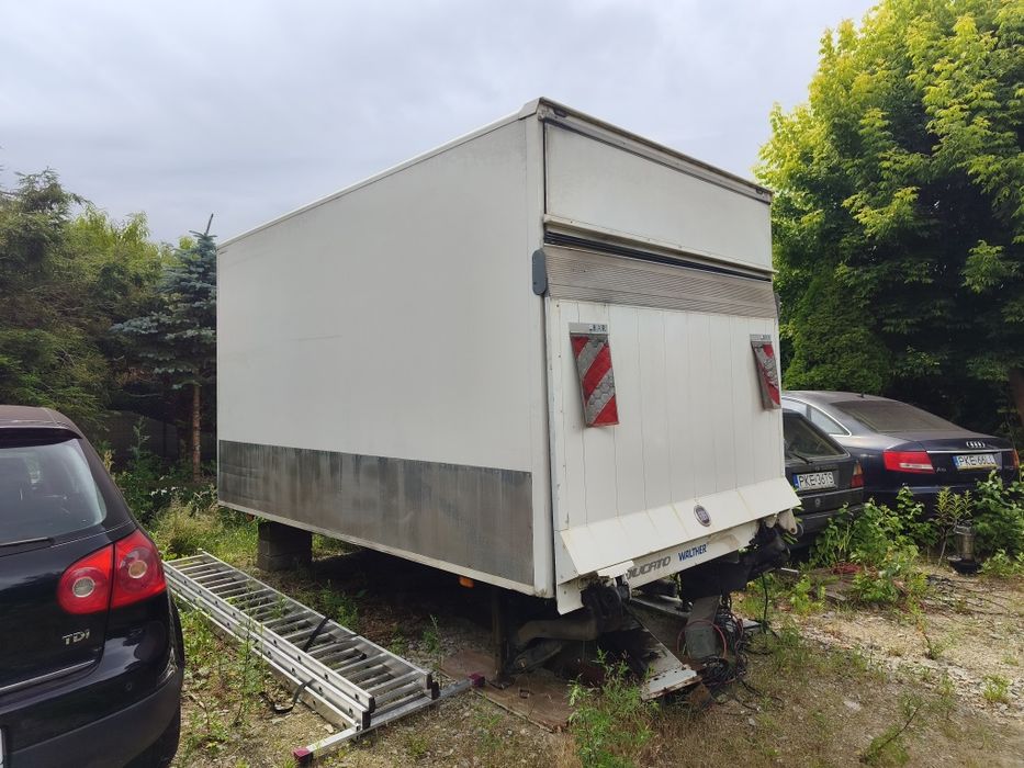 Zabudowa kontenerowa + winda Bär Cargolift (Ducato L3) – w pełni sprawna! Kontener, winda