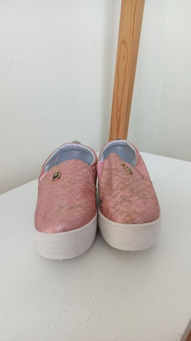 Мокасіни на танкетці, сліпони, кеди на високій підошві 20  см