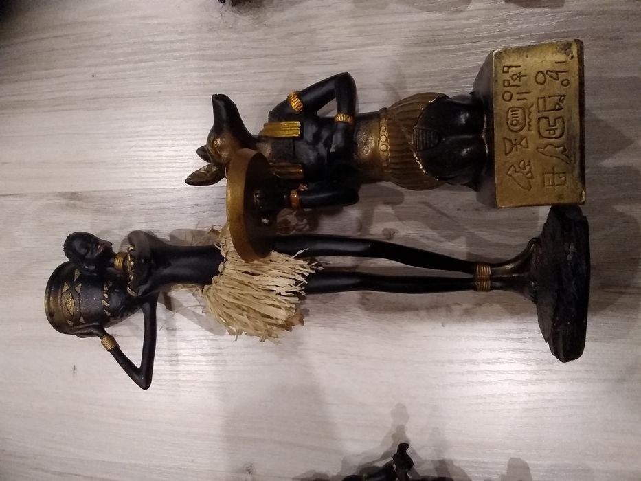 Figurki sprzedam