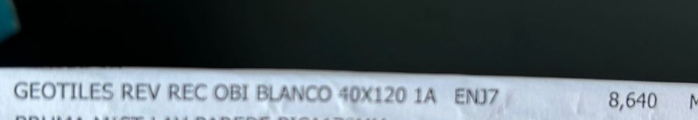 LINDACerâmica lisa branca