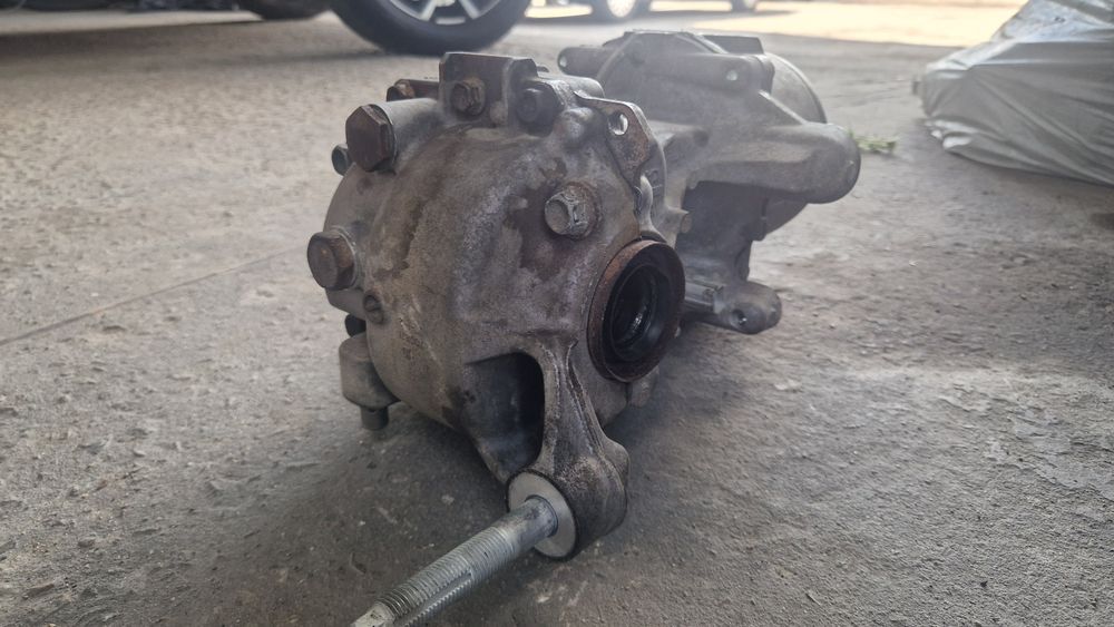 Редуктор заднього моста Мазда 3