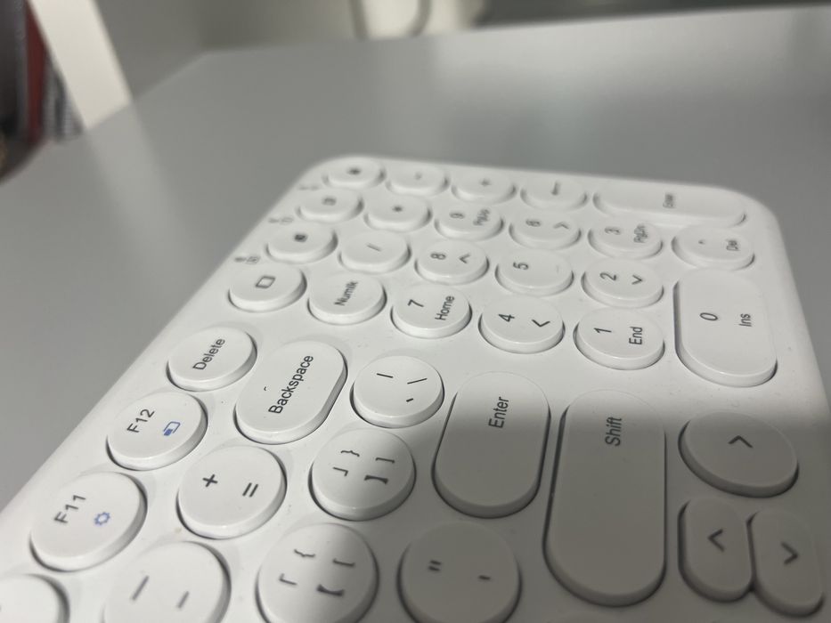 Teclado branco - máquina de escrever - sem fios - iMac