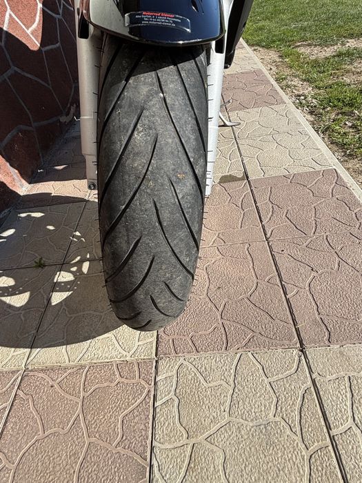 Продам мотоцикил Suzuki GSR600