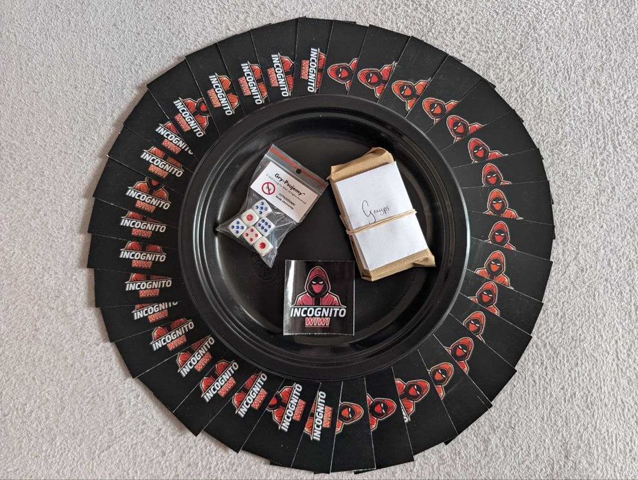 GRY-PSUJEMY: Unikatowa Gra Kościano-Karciana