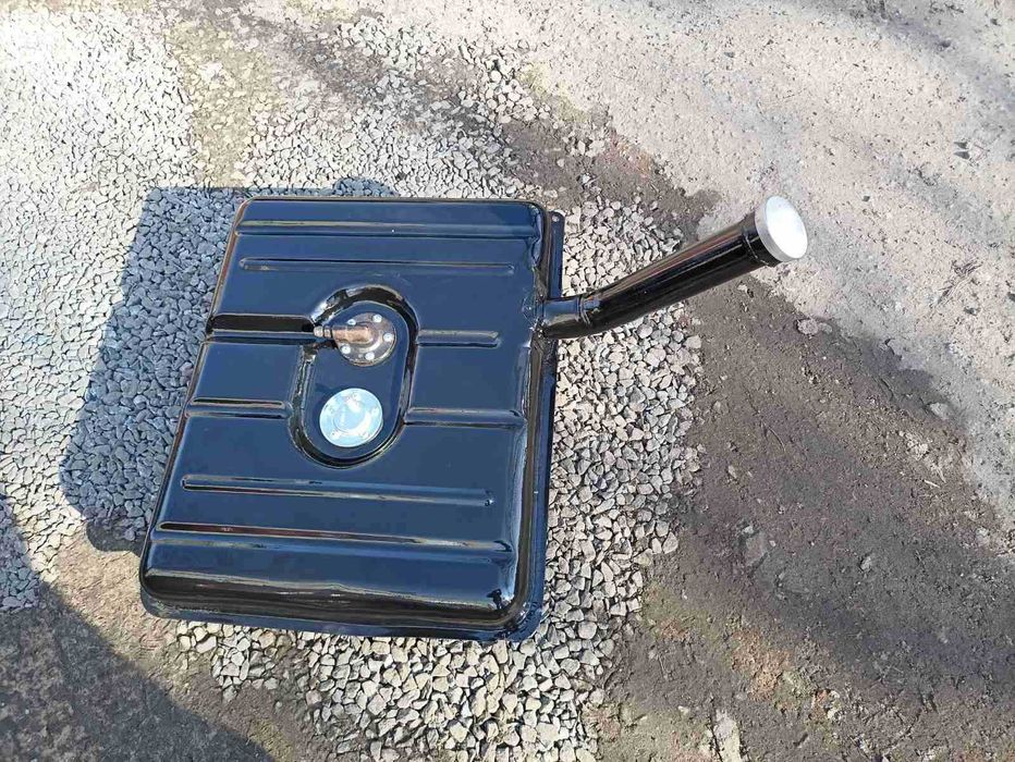 Продам бензобак Москвич-402,407,403 после полной реставрации.