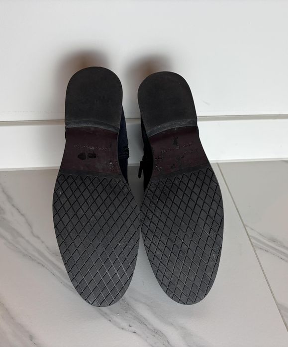 Tommy Hilfiger botki zamszowe damskie 39 Th Buckle Suede Boot
Rozmiar