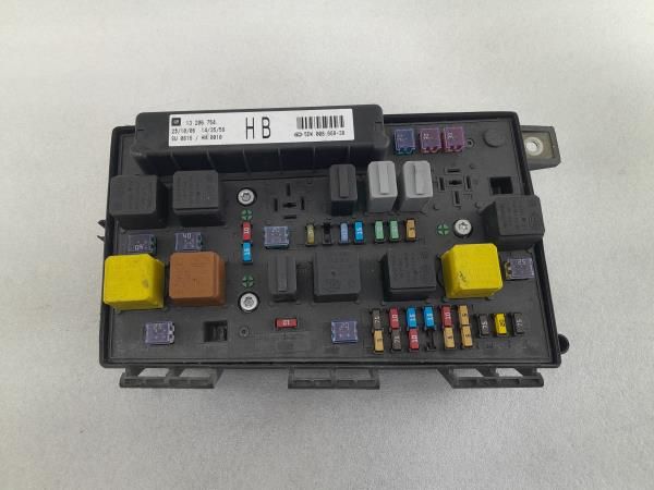 Caixa fusíveis / SAM / BSI OPEL Astra H TwinTop (L67)