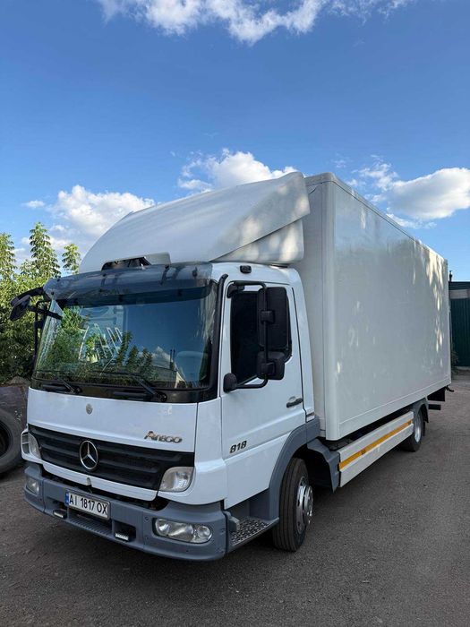 Автомобіль  Mercedes-Benz Atego 2010 року