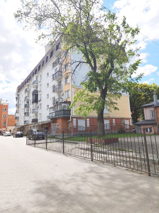 ВІЛЬНА 2-кімн в НОВОБУДОВІ в Центрі, можна 2-4 хлопці