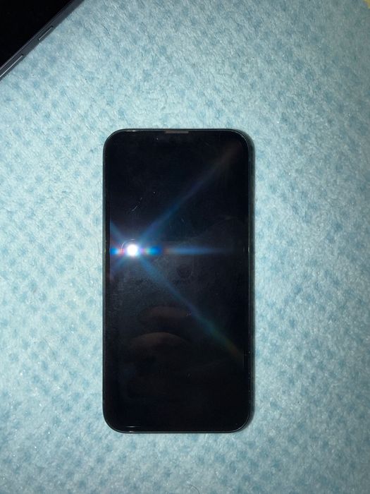 IPhone 13 128GB Desbloqueado em bom estado