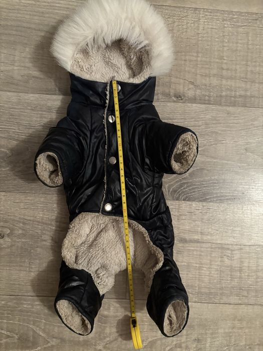 Продам зимний комбинезон для собаки