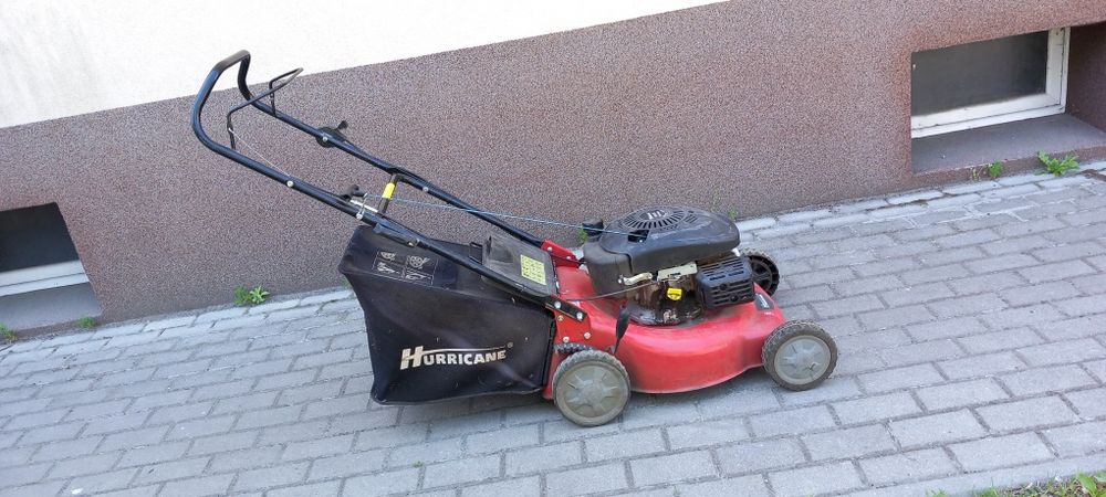 Kosiarka Hurricane DG450,  135 cm³, OHV . Bdb stan techniczny.