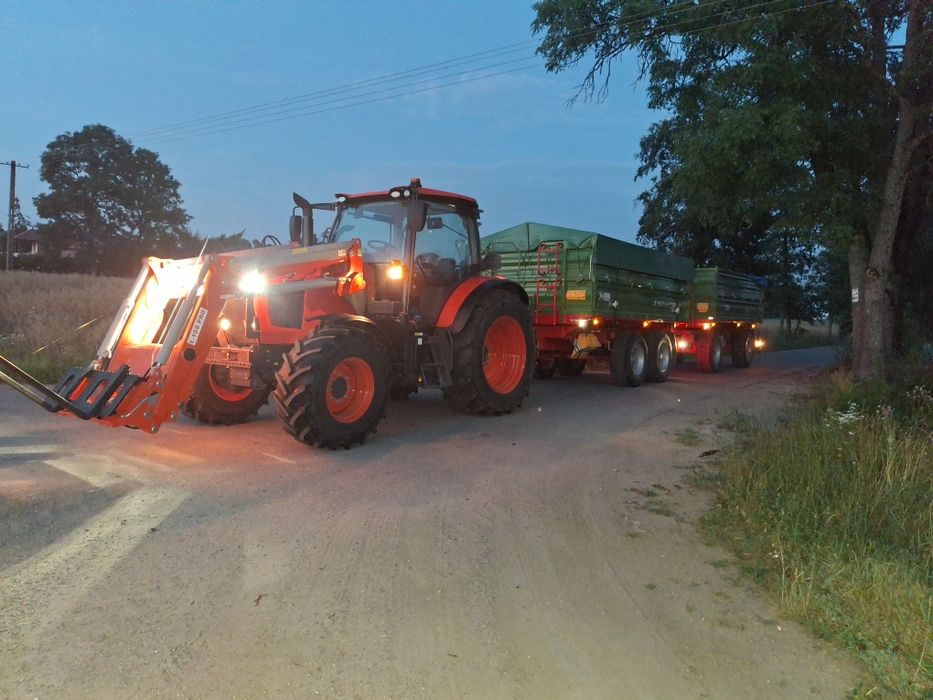 Usługi koparko-ładowarką JCB 3CX. Wywóz urobku.