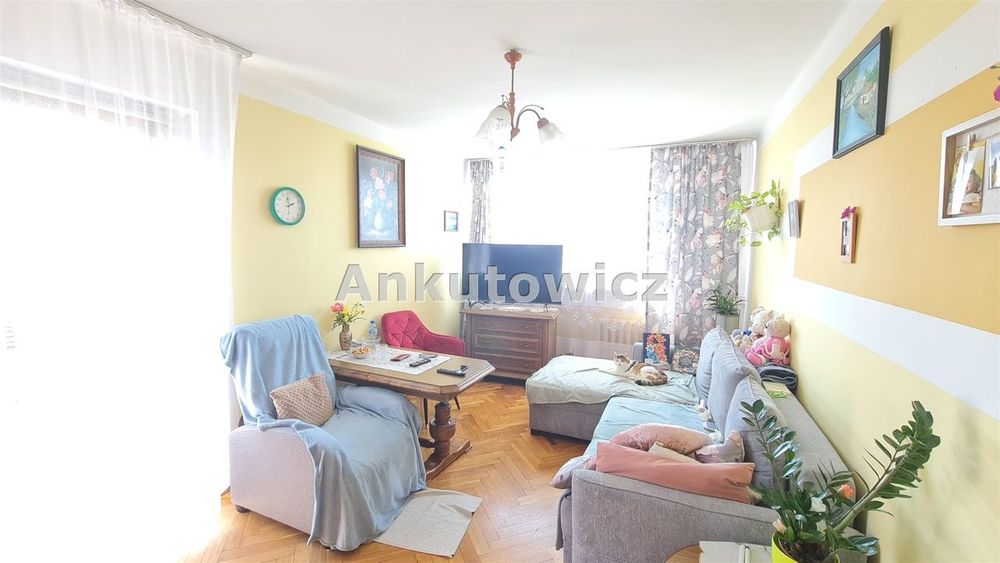 ul. Budziszyńska - 2 pokoje z balkonem - winda