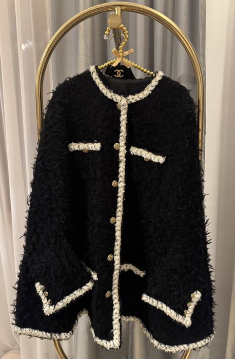 Chanel - peleryna wełna, tweed i jedwab