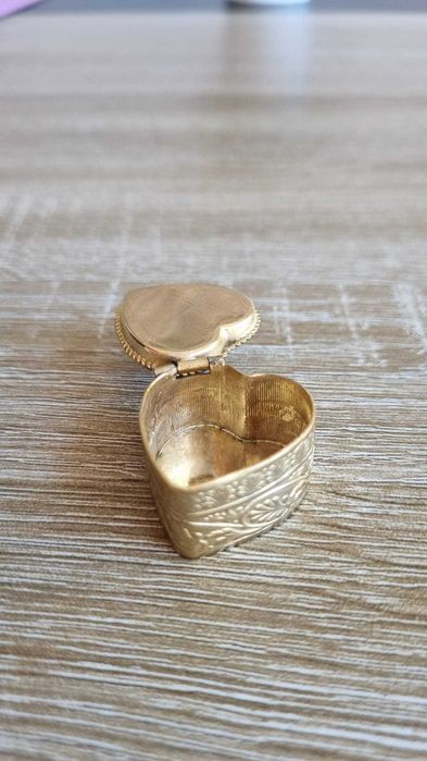 Caixinha Coração Decorativa com ESMALTE Azul e Relevo Metálico