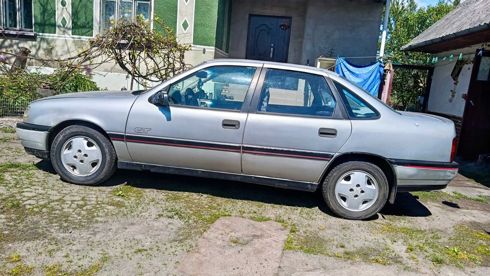 Opel Vectra 2.0 газ бензин