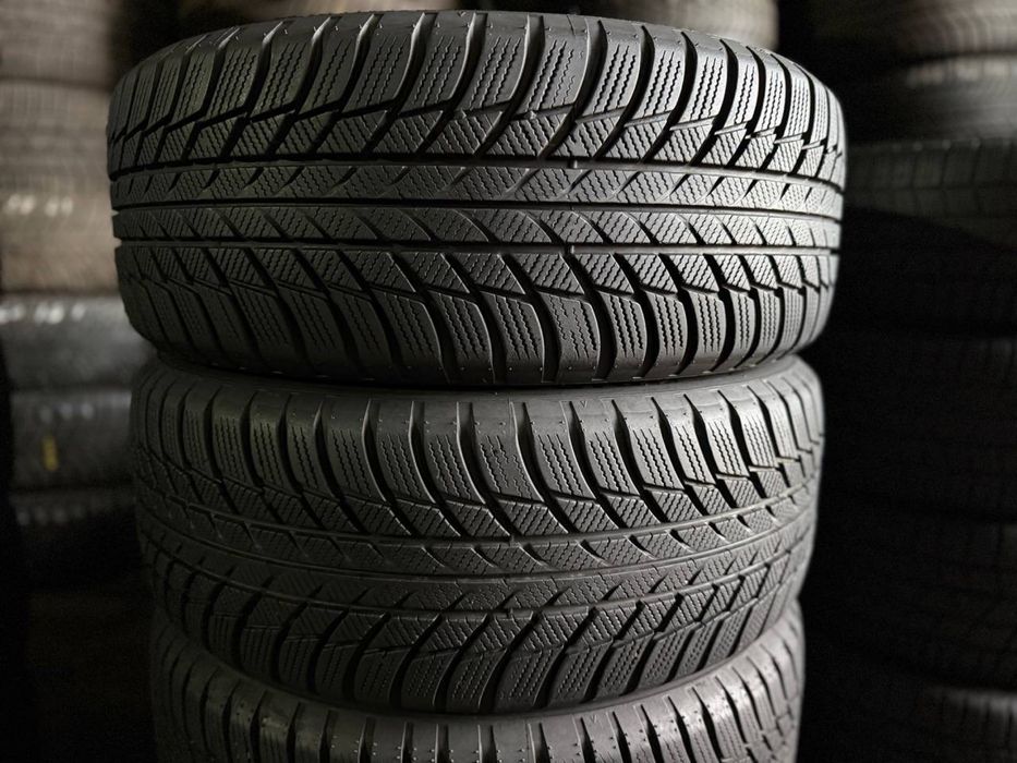 215/55R17 Bridgestone 2025p