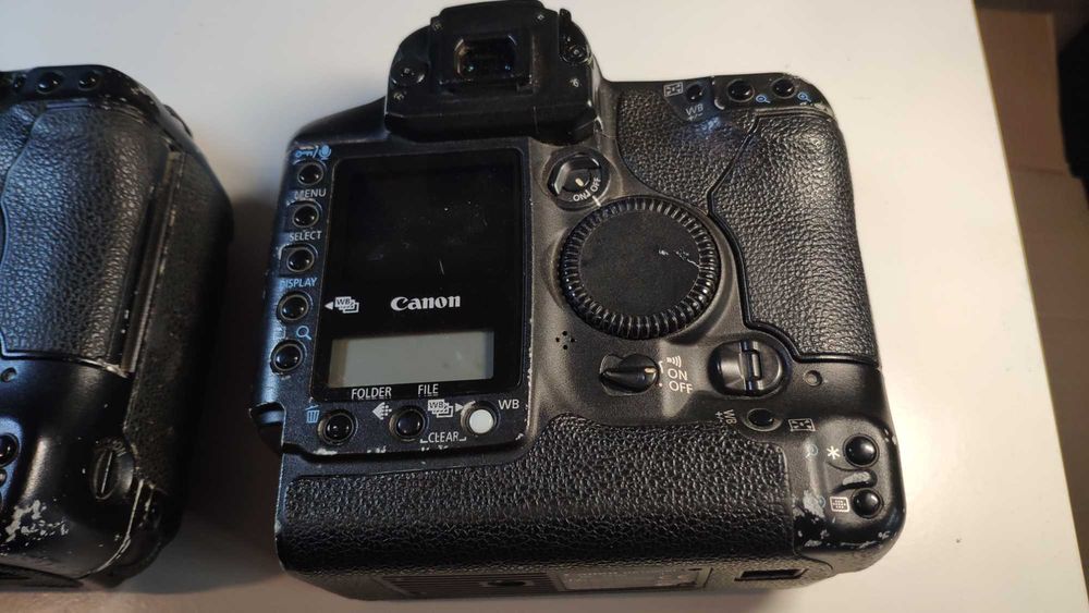 AVARIADAS Canon EOS 1D e 1D Mark II peças ou reparação