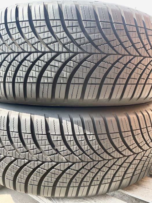 225/60 R18 Goodyear Vector 4Seasons / 2шт./ 2023 рік./ ваесезонка