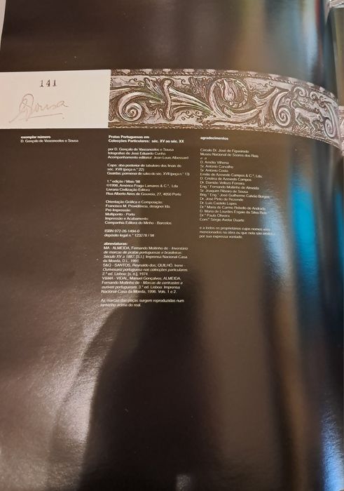 Livro"Pratas Portuguesas em Coleções Particulares"