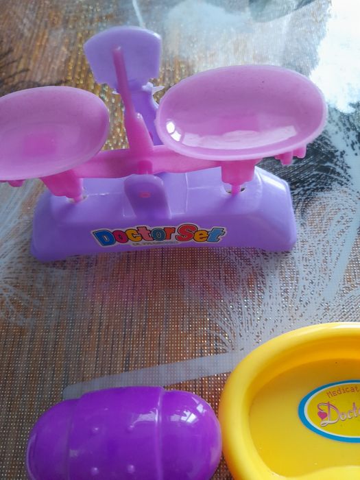 Продам дет  игрушки Набор доктора