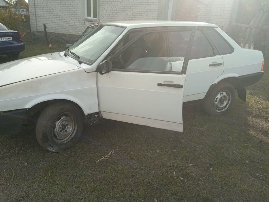 Продам ВАЗ 21099