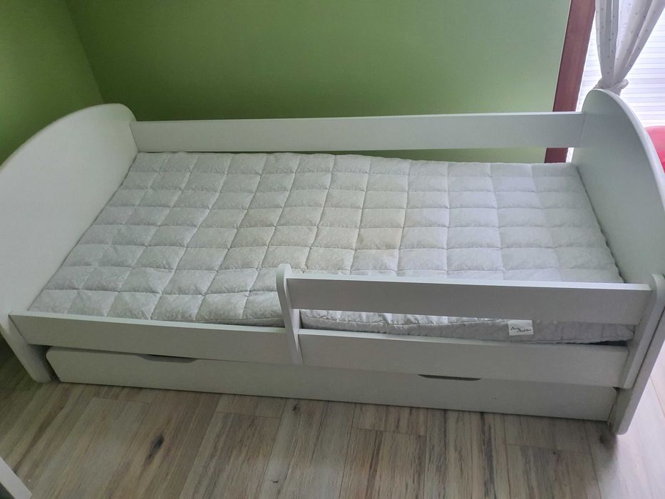 Oddam za darmo łóżko dziecięce biale 160×80