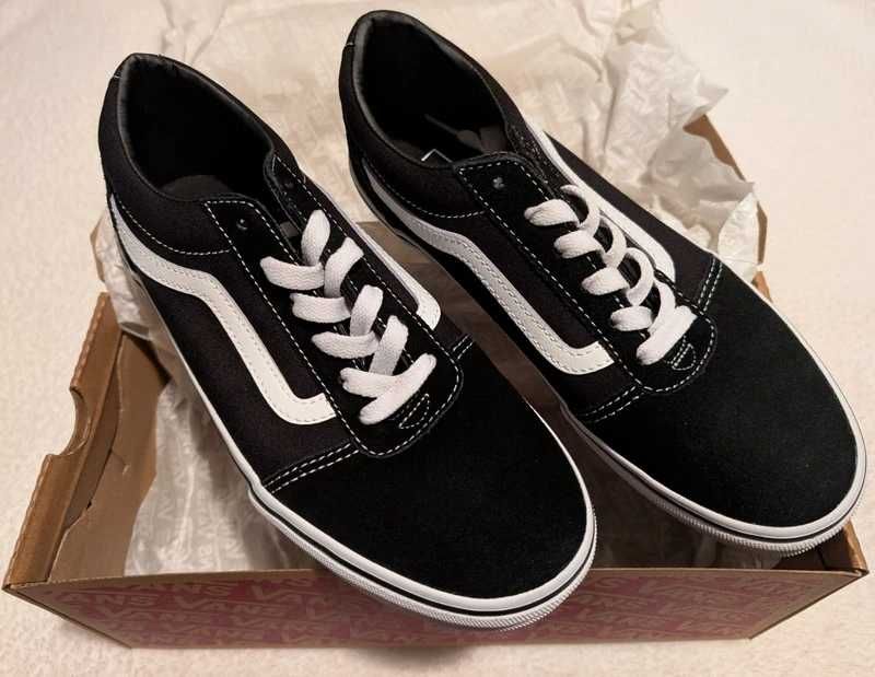 Vans Ward Black/White - NOVAS