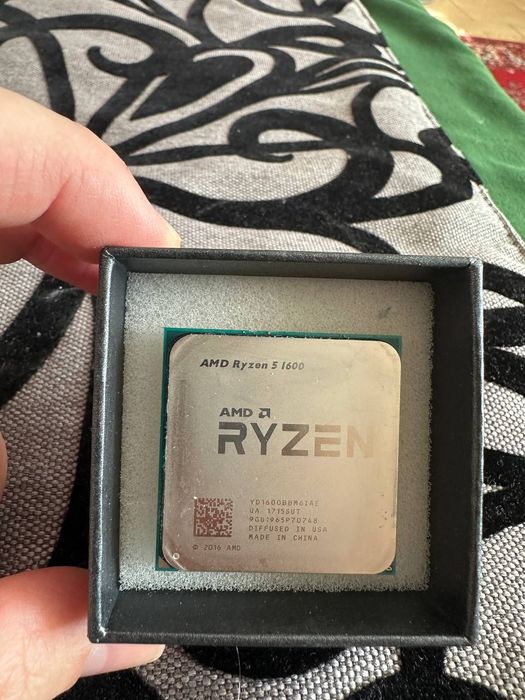 AMD Ryzen 5 1600 з кулєром
