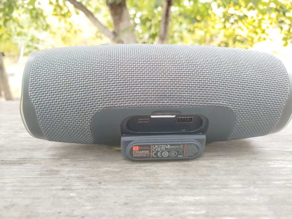 jbl charge еssential 2